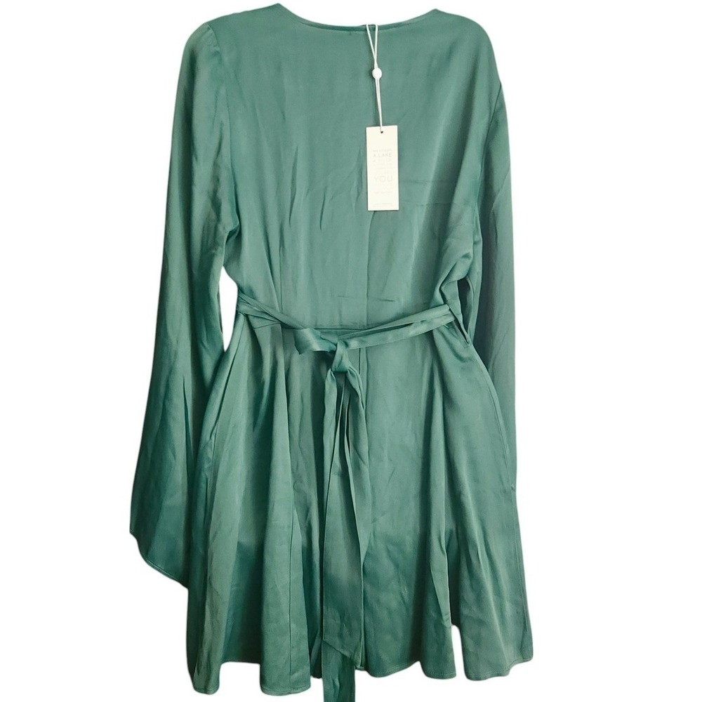 SHORE Emerald Green Satin Wrap Dress Bell Sleeve Tie Waist Mini Sz Large NWT$238 - Picture 6 of 10